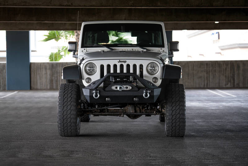 DV8 Offroad 07-18 Jeep Wrangler JK/JL FS-15 Steel Stubby Front Bumper w/ Fog Lights